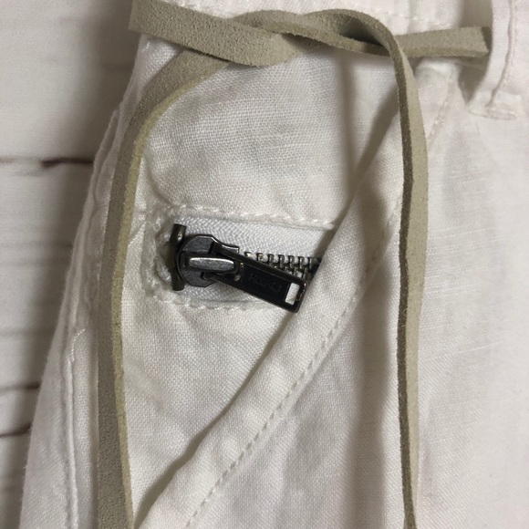 Converse Woman’s Linen Mini Skirt with Pockets - Picture 8 of 8